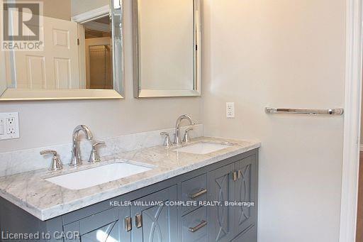 14 Oceanic Drive, Hamilton, ON - Indoor Photo Showing Bathroom