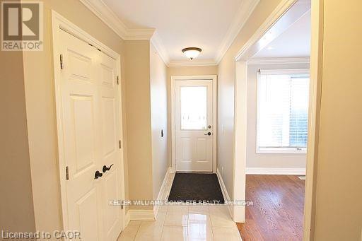 14 Oceanic Drive, Hamilton, ON - Indoor Photo Showing Other Room