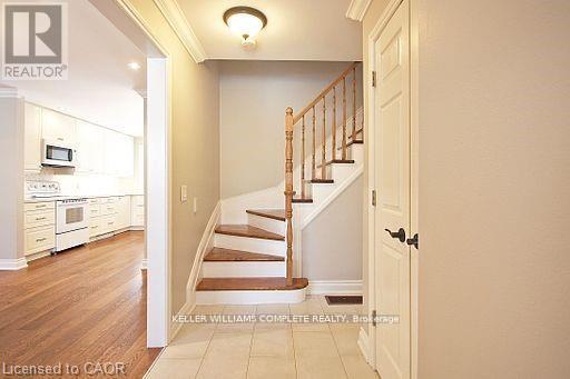 14 Oceanic Drive, Hamilton, ON - Indoor Photo Showing Other Room