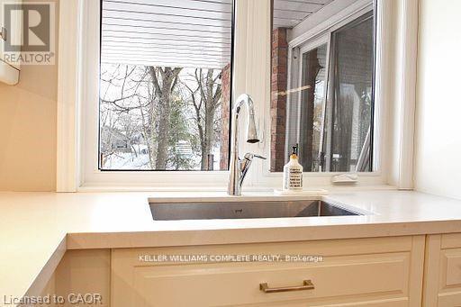 14 Oceanic Drive, Hamilton, ON - Indoor Photo Showing Other Room