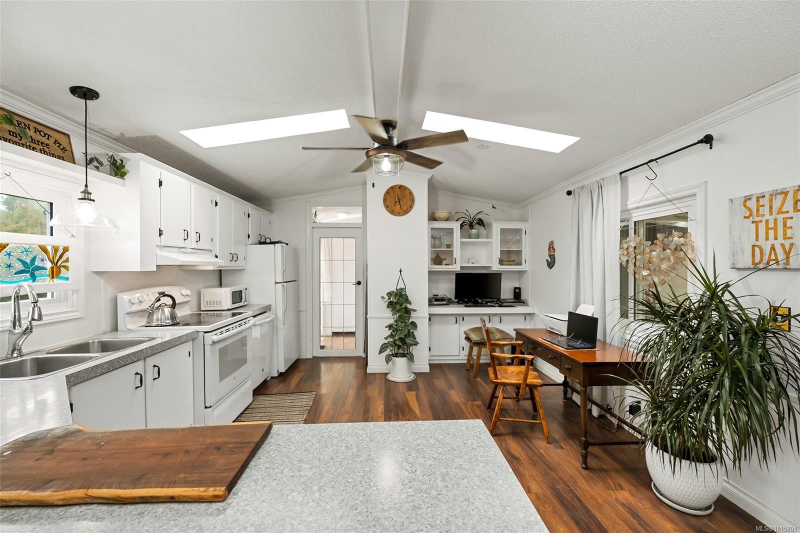 222-2779 Stautw Rd, Central Saanich, BC