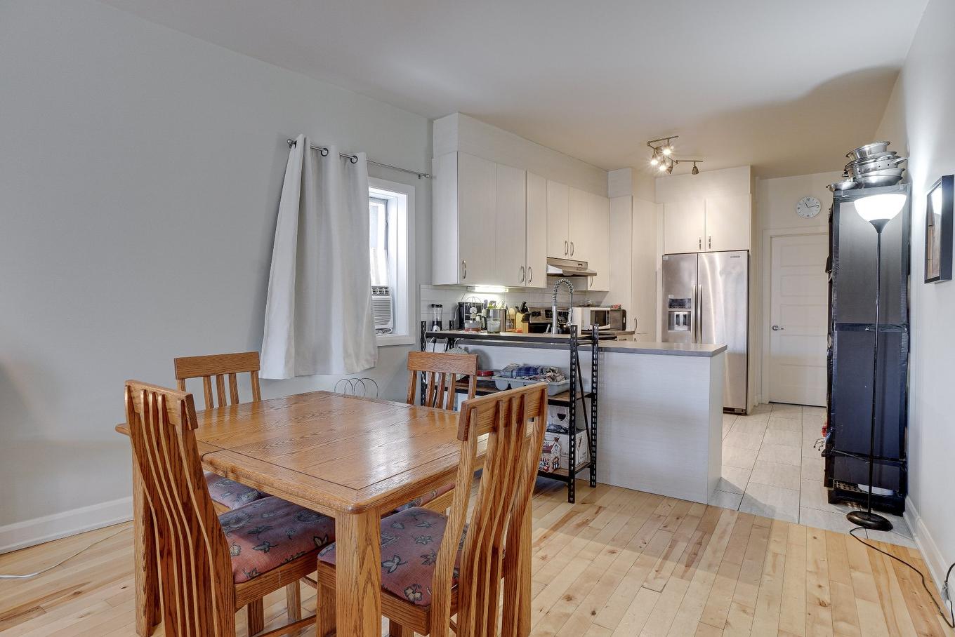 Dining room - 738 - 742 Av. Bellevue, Laval (Saint-Vincent-De-Paul), QC - Indoor Photo Showing Dining Room