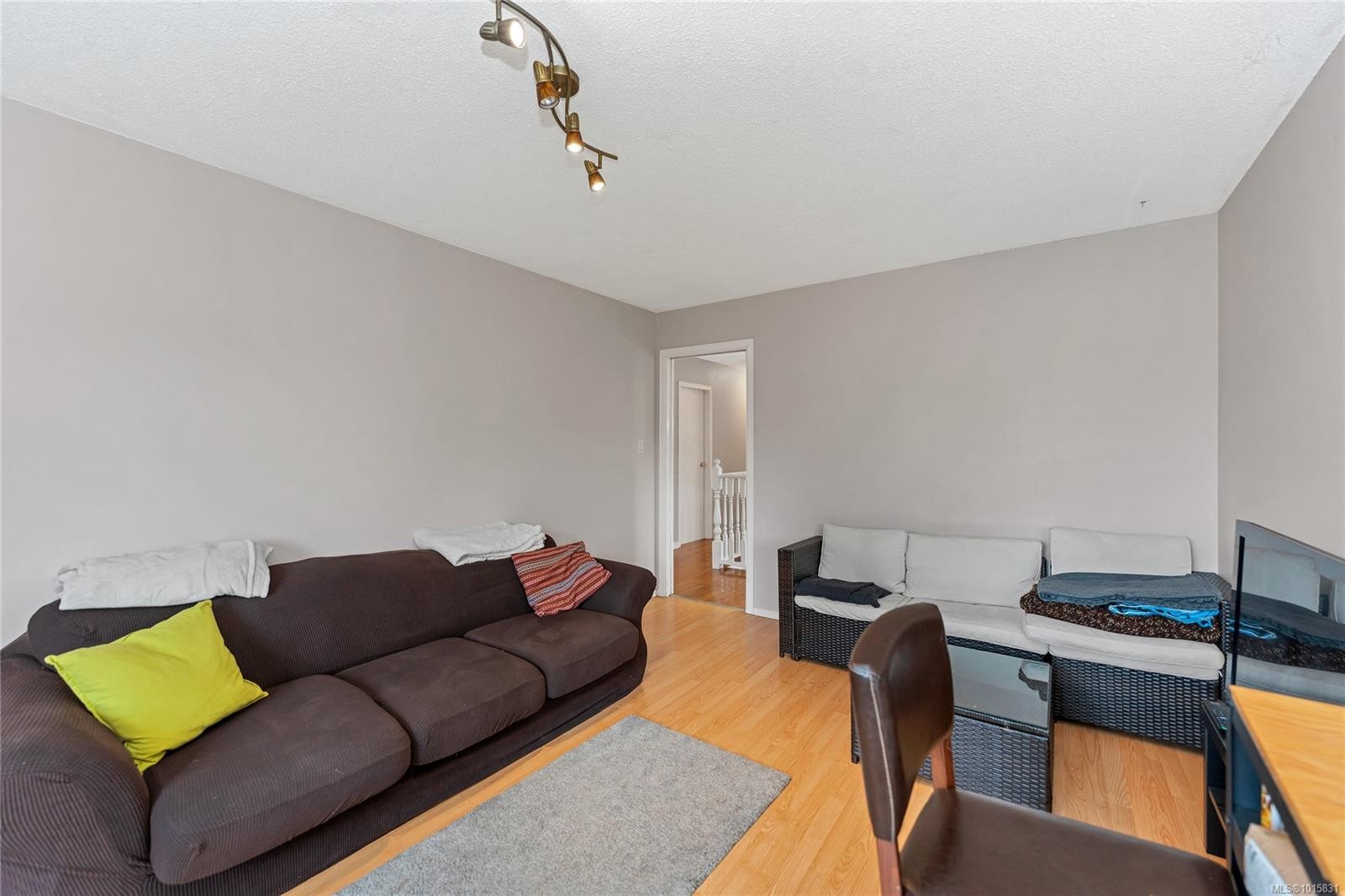 1560 Prairie St, Saanich, BC