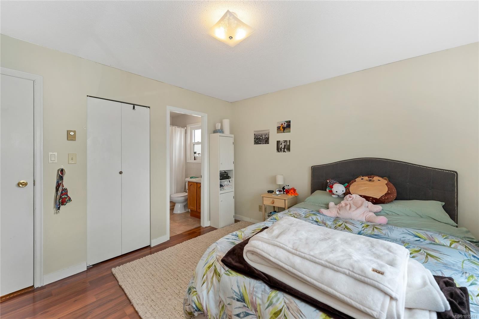 1560 Prairie St, Saanich, BC