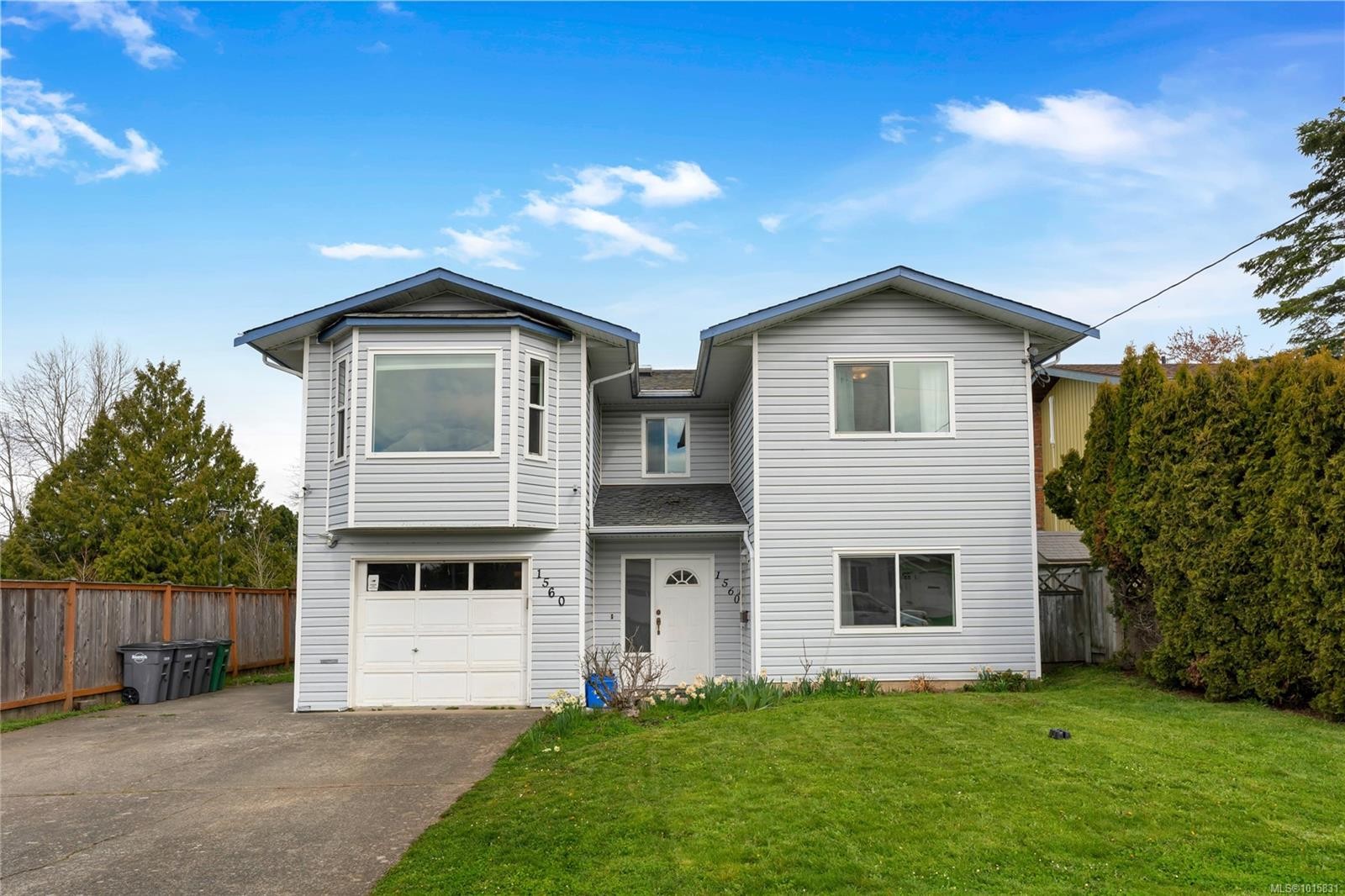 1560 Prairie St, Saanich, BC