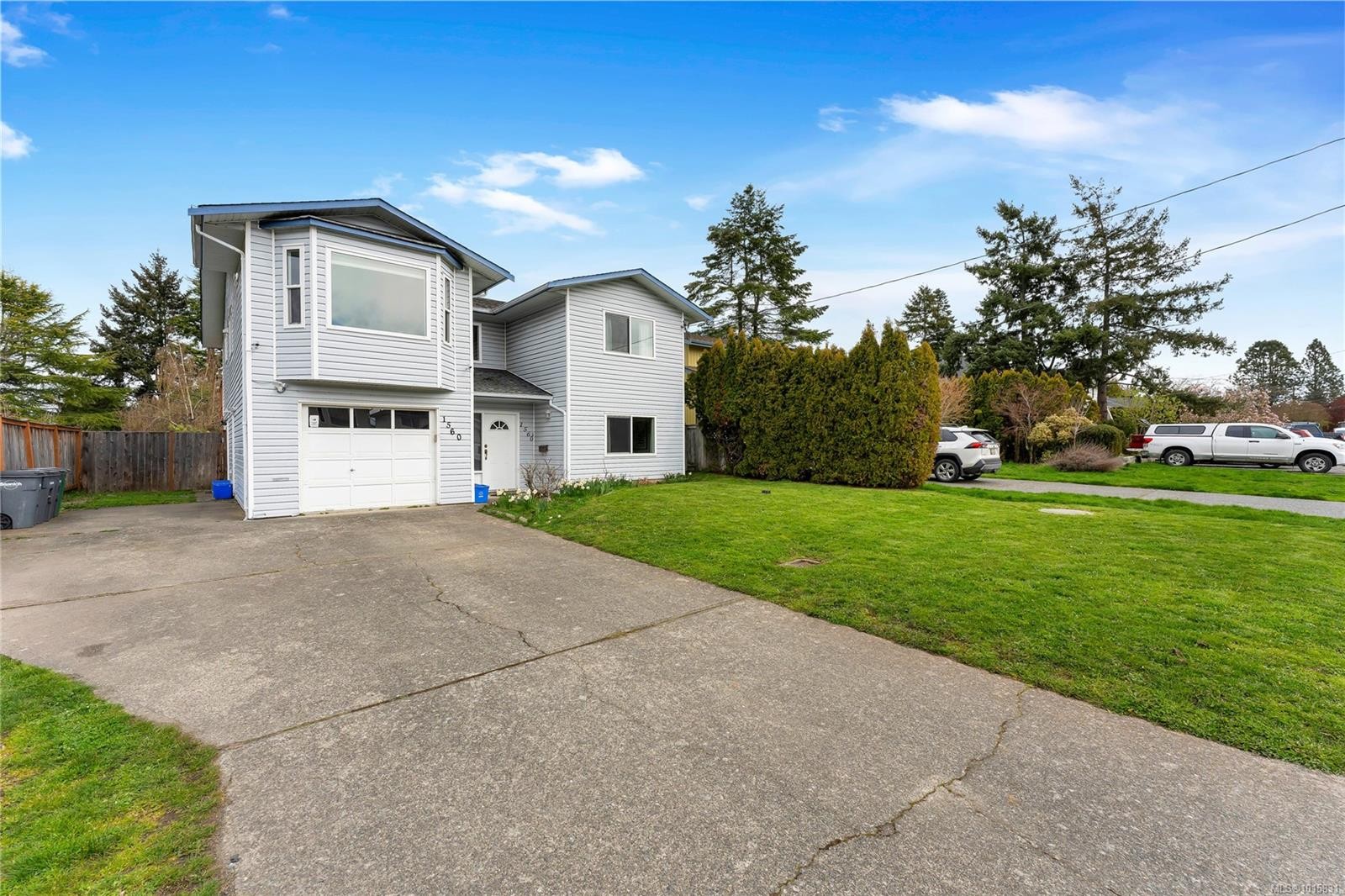 1560 Prairie St, Saanich, BC