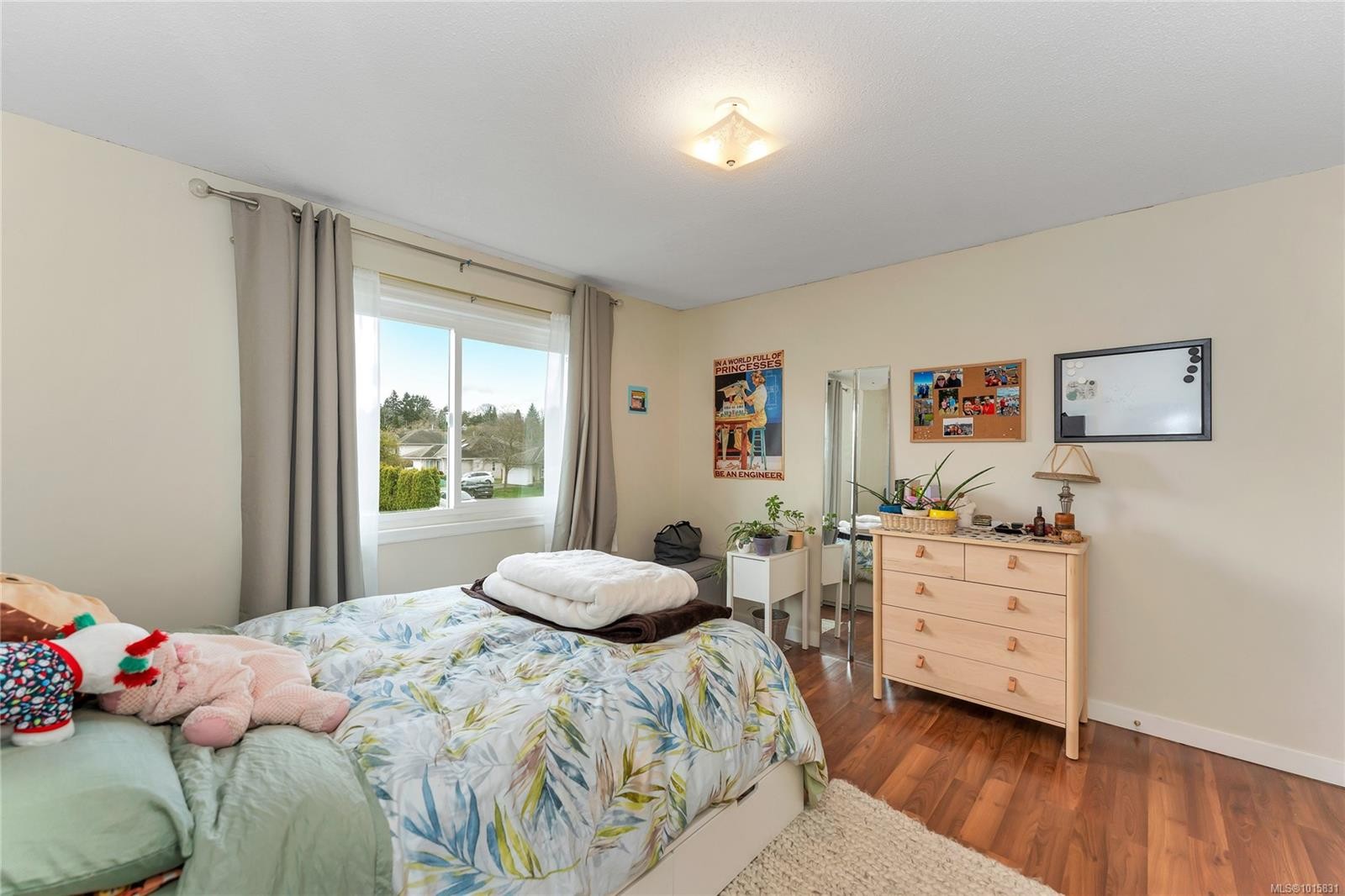 1560 Prairie St, Saanich, BC