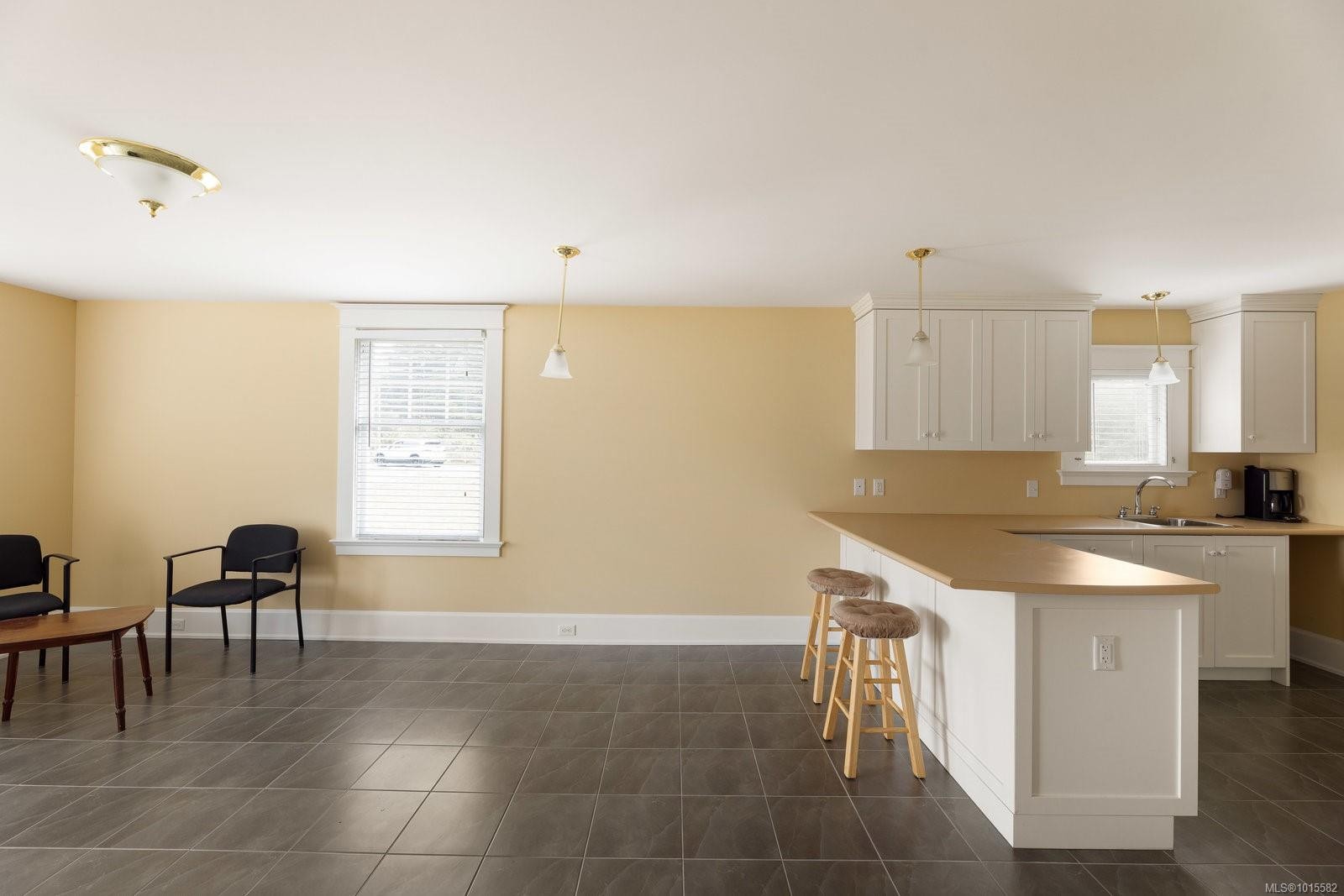 1175 Wain Rd, North Saanich, BC