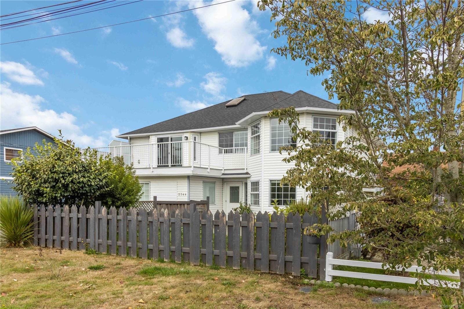 2344 Ocean Ave, Sidney, BC