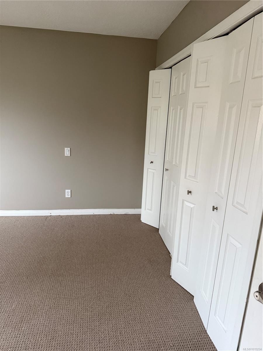 2344 Ocean Ave, Sidney, BC