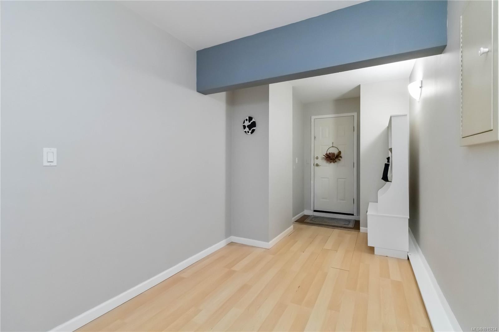 2344 Ocean Ave, Sidney, BC