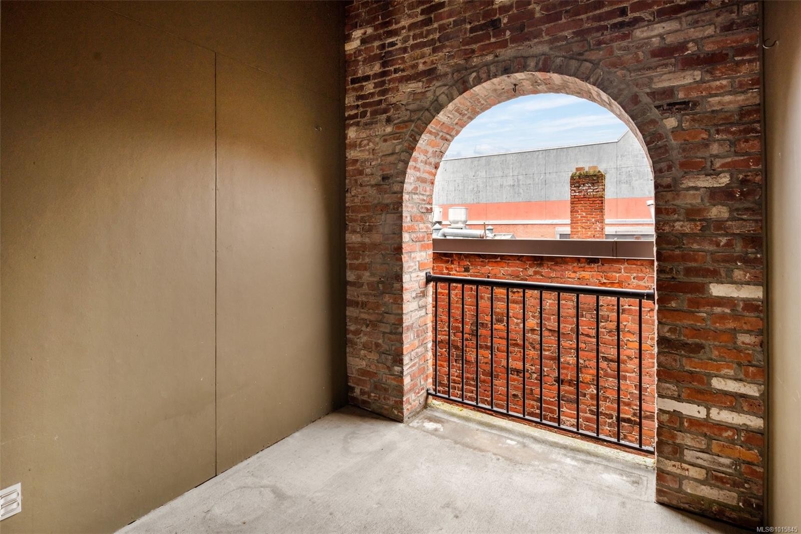 203-588 Pandora Ave, Victoria, BC