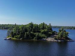 KM270 Island S Of Kenora, ON P9N 3W8