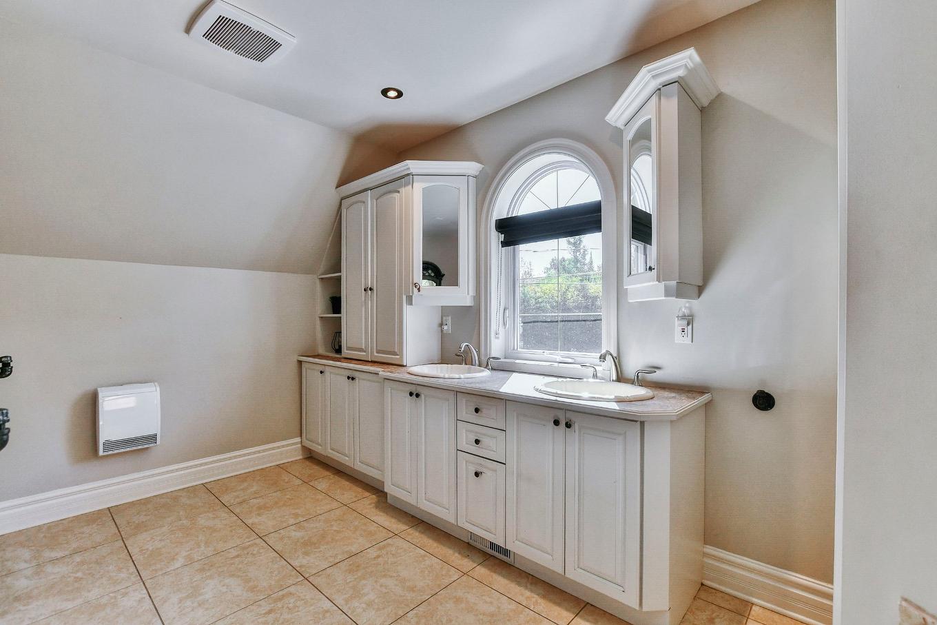 Salle de bains - 48 Ch. Doris, Saint-Sauveur, QC - Indoor Photo Showing Bathroom