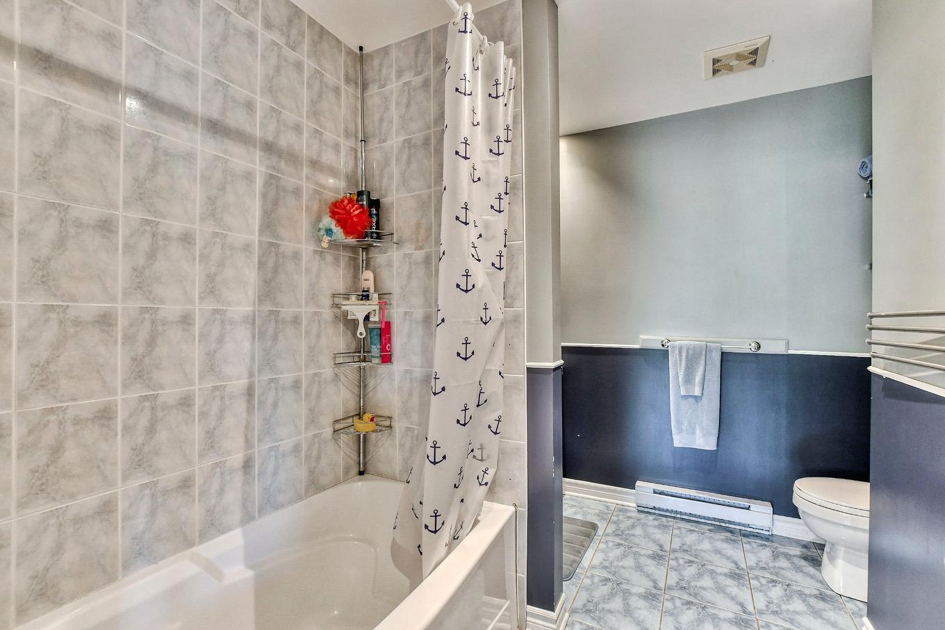 Salle de bains - 48 Ch. Doris, Saint-Sauveur, QC - Indoor Photo Showing Bathroom