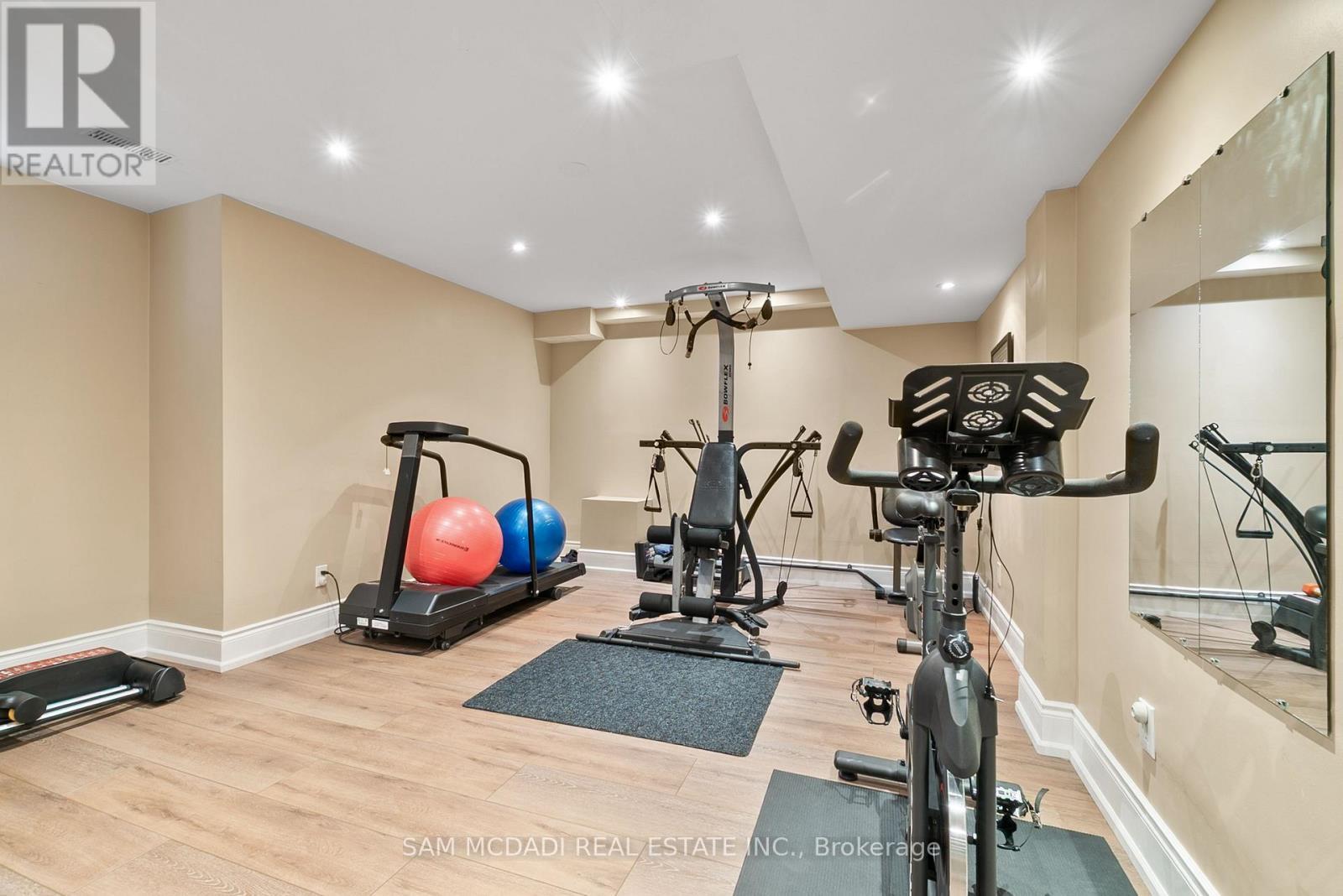 3859 Pondview Way, Mississauga, ON - Indoor Photo Showing Gym Room