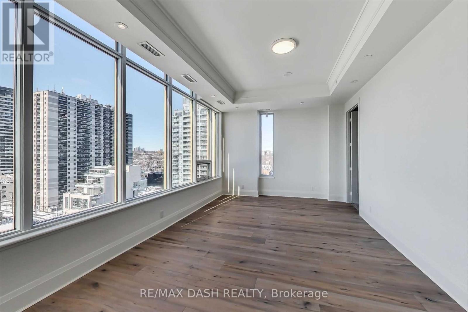 1001 - 151 Avenue Road, Toronto, ON - Indoor Photo Showing Other Room