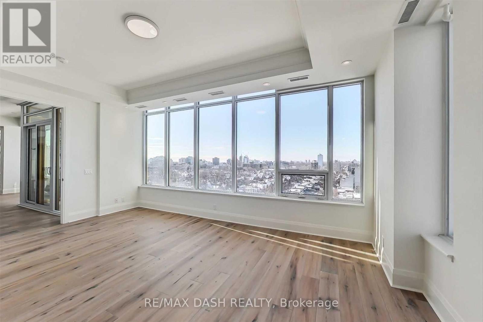 1001 - 151 Avenue Road, Toronto, ON - Indoor Photo Showing Other Room