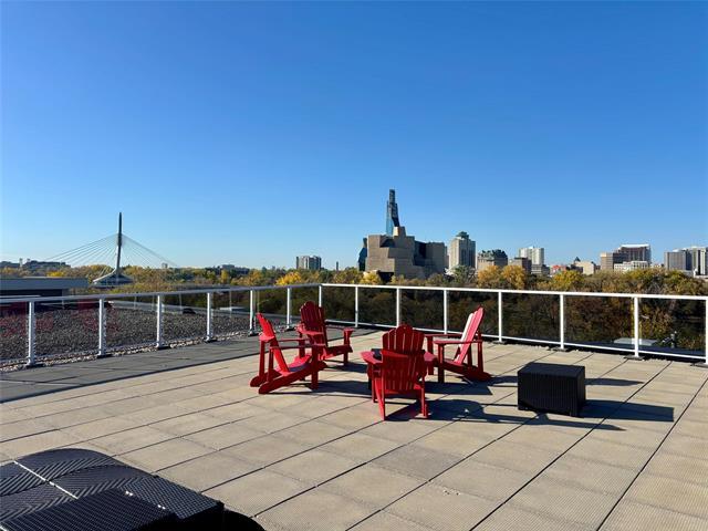 211-760 Tache Ave, Winnipeg, MB