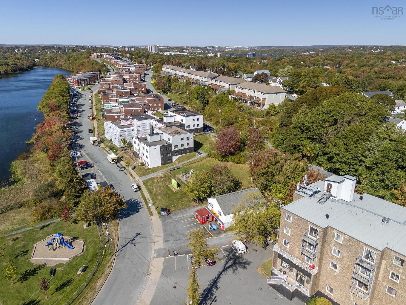 16 6 Lakefront Road, Dartmouth, NS