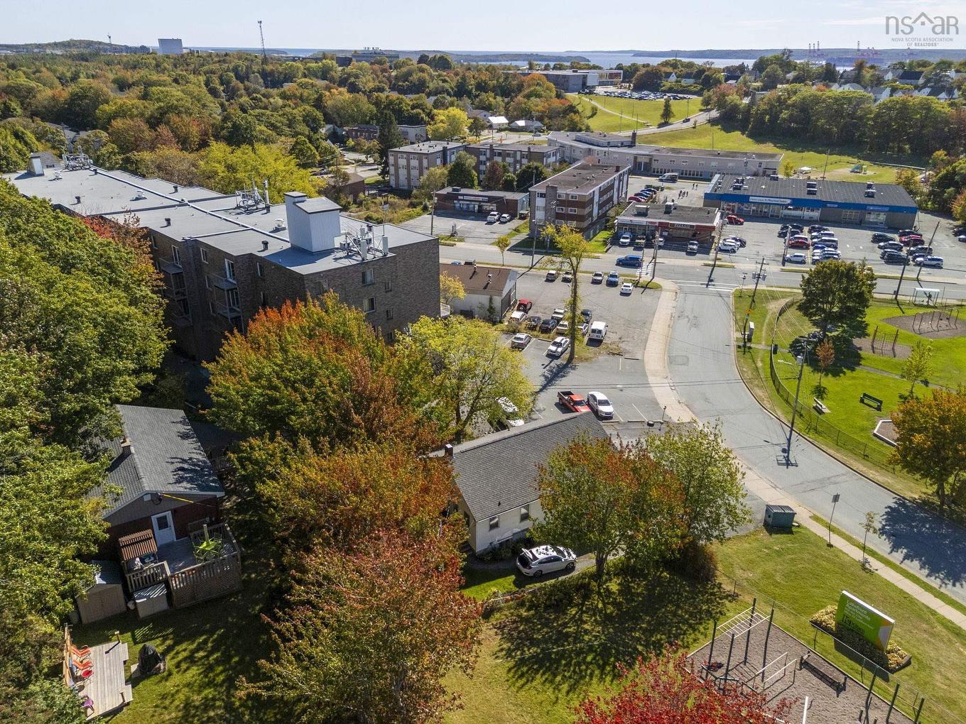 16 6 Lakefront Road, Dartmouth, NS