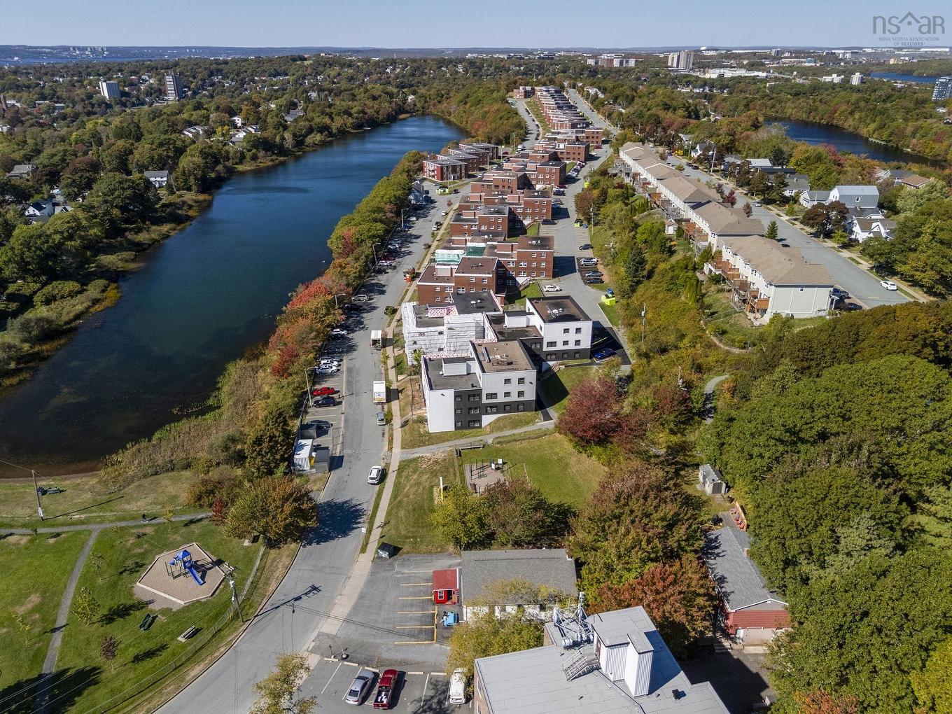 16 6 Lakefront Road, Dartmouth, NS