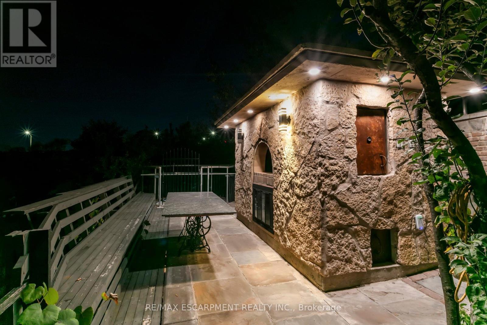 2683 Kingsberry Crescent, Mississauga, ON - Outdoor