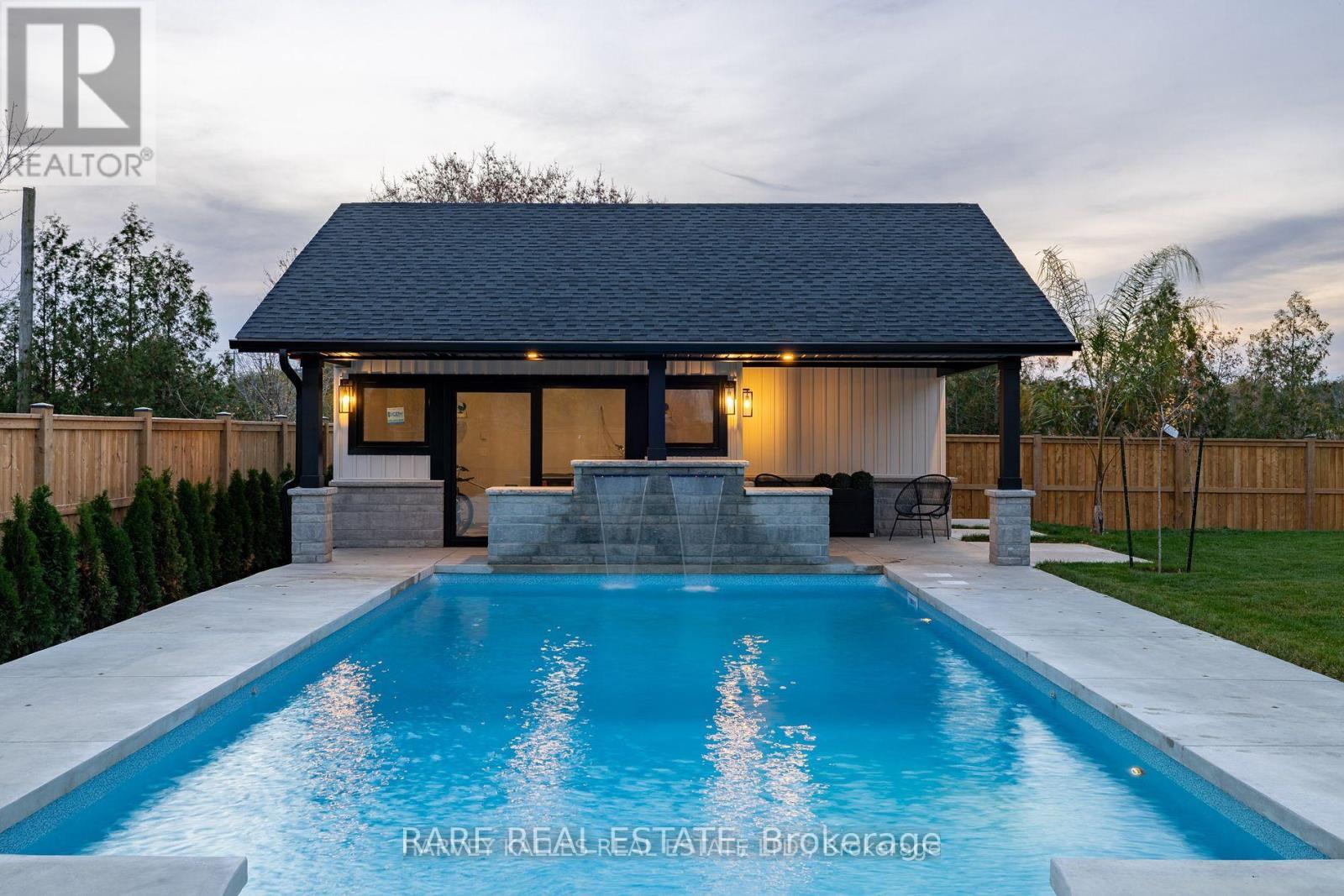 3638 Vosburgh Place N, Lincoln, ON - Outdoor With In Ground Pool With Deck Patio Veranda