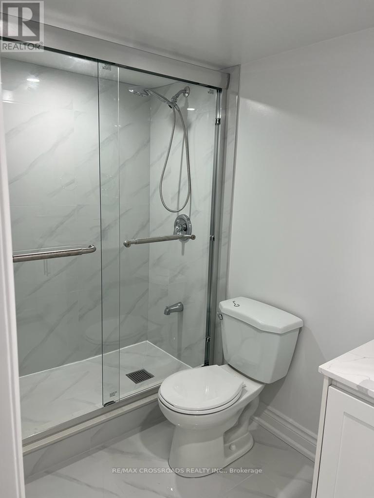 Lower - 4 Gillett Drive, Ajax, ON - Indoor Photo Showing Bathroom
