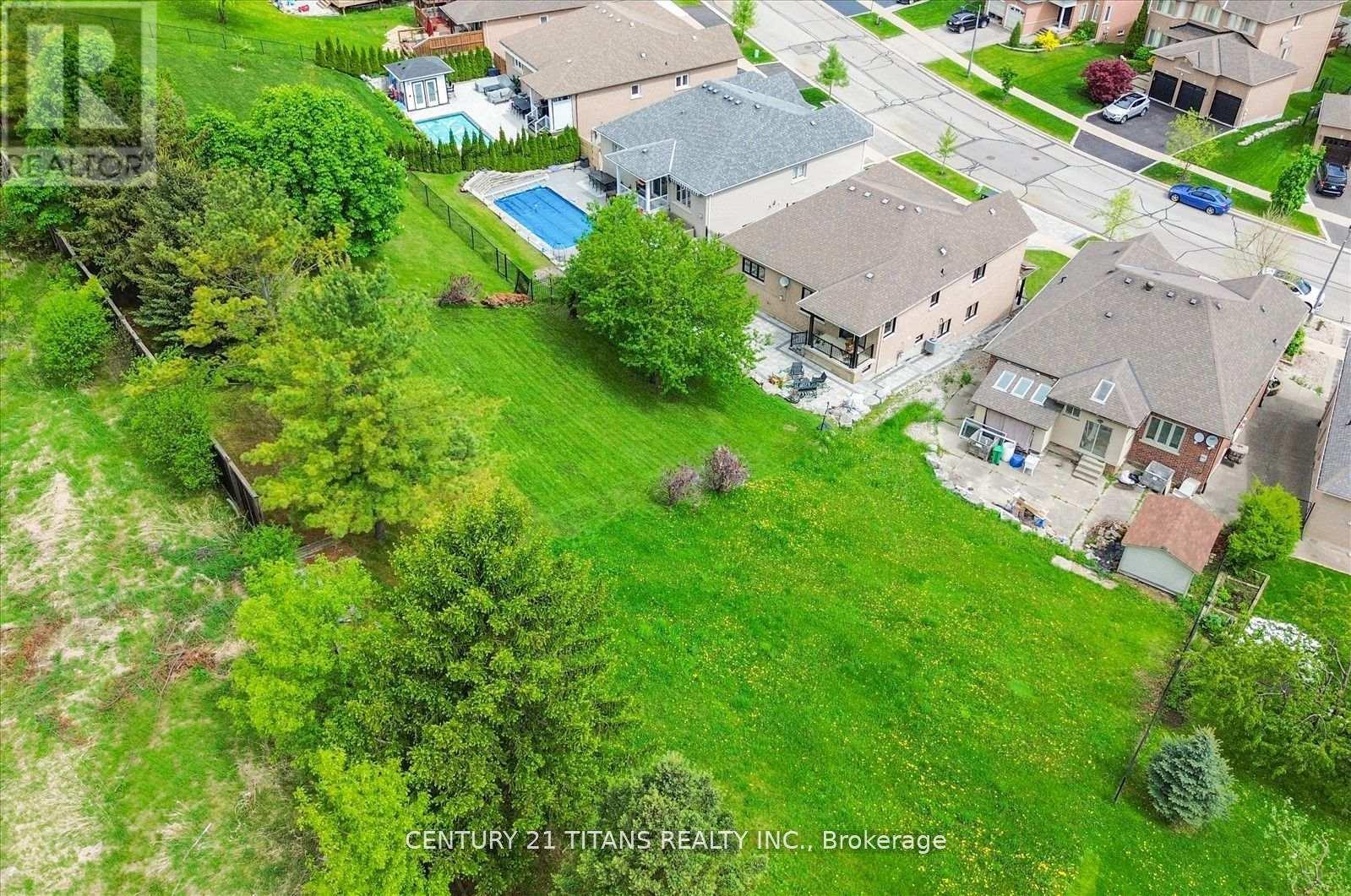 577 Royalpark Way, Vaughan, ON - Outdoor With View