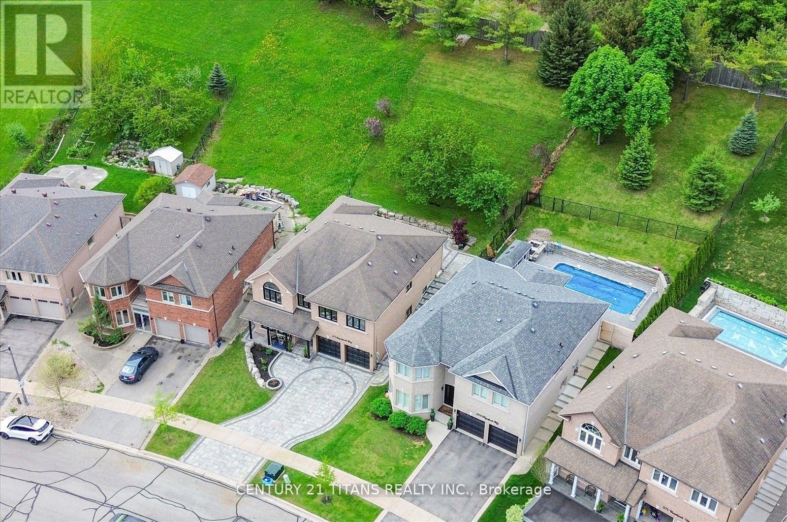 577 Royalpark Way, Vaughan, ON - Outdoor With View