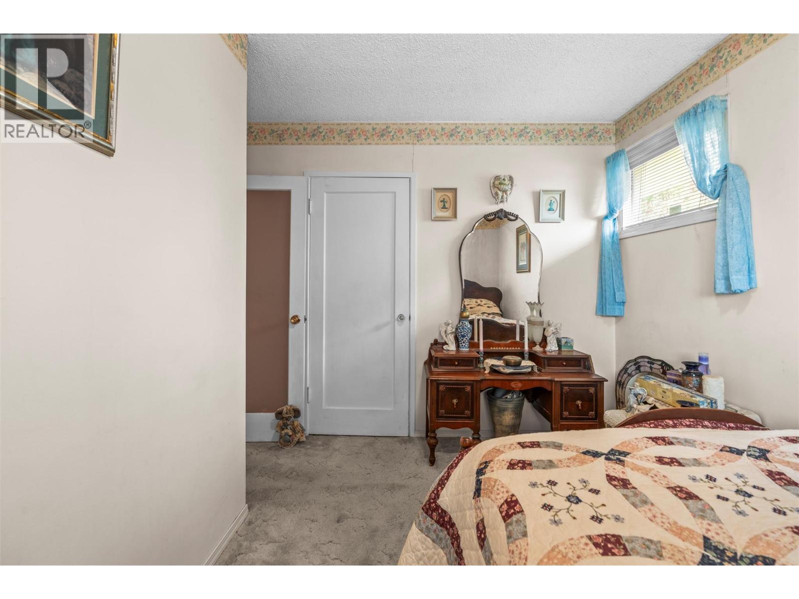 3405 18 Street, Vernon, BC - Indoor Photo Showing Bedroom