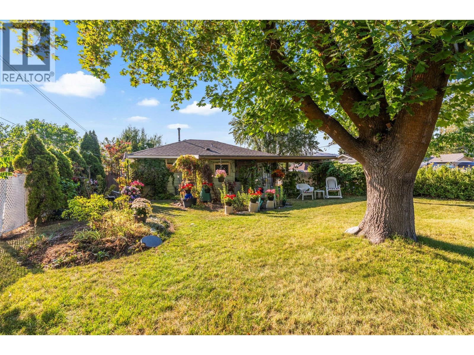 3405 18 Street, Vernon, BC - Outdoor