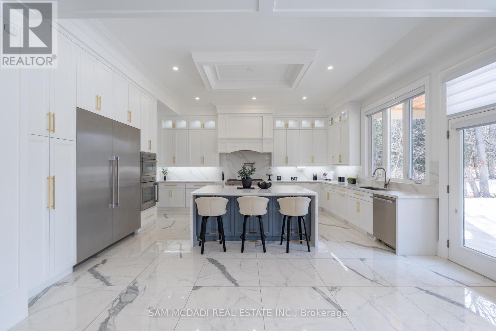 2554 Liruma Road, Mississauga, ON - Indoor