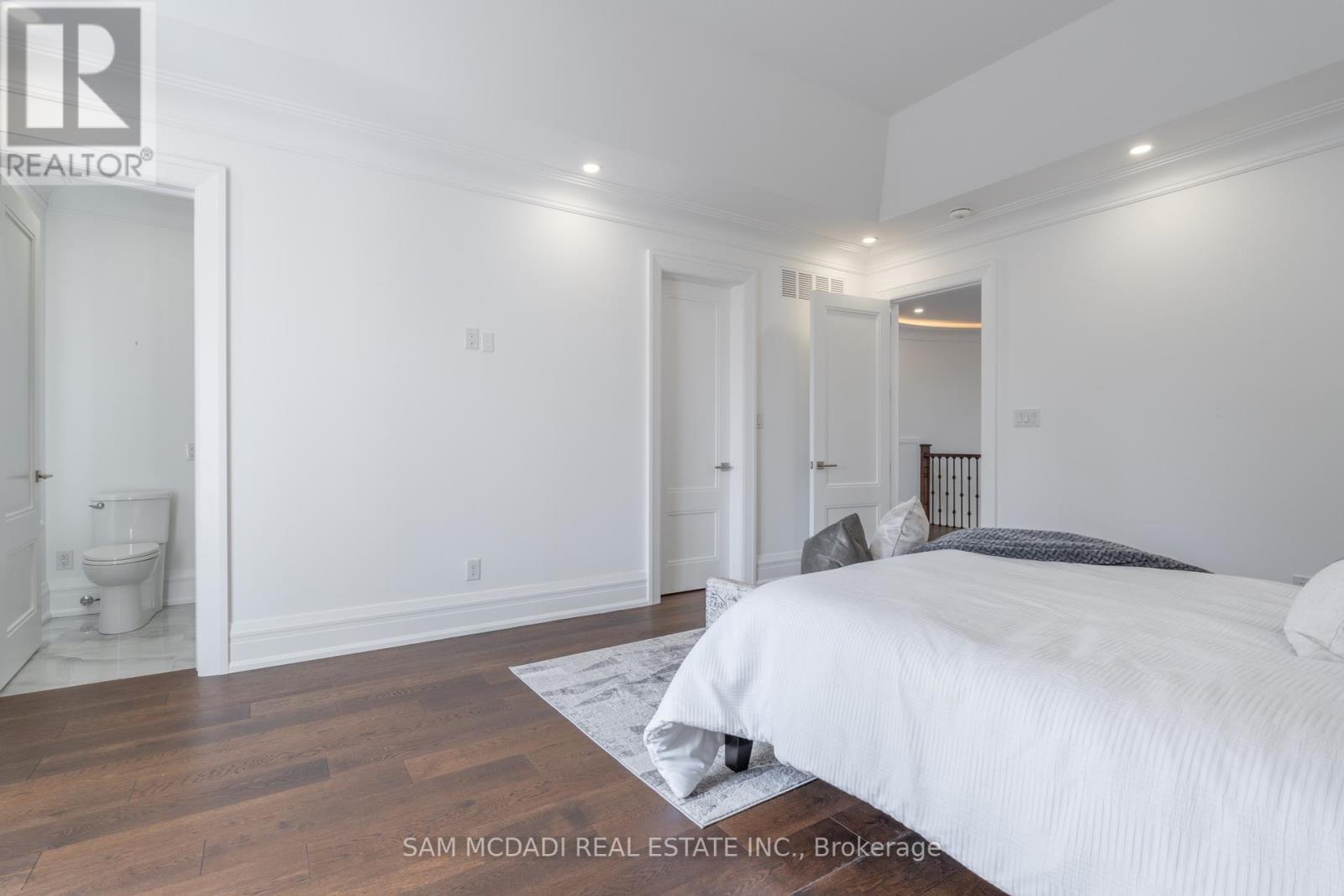 2554 Liruma Road, Mississauga, ON - Indoor Photo Showing Bedroom