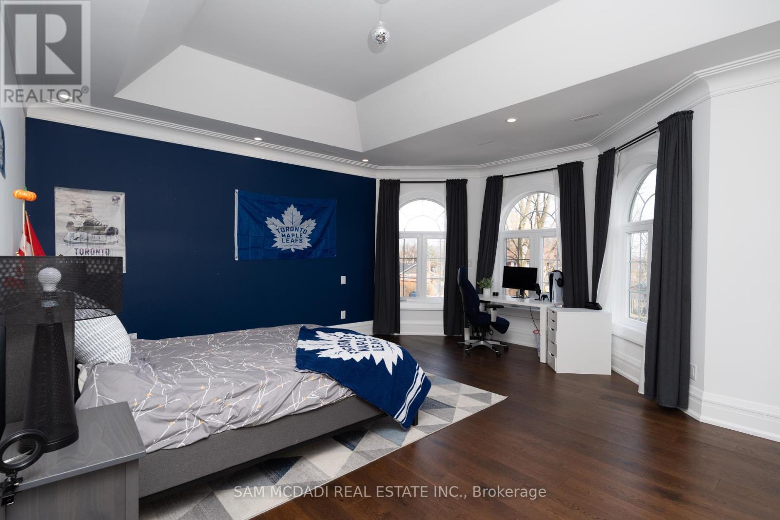 2554 Liruma Road, Mississauga, ON - Indoor Photo Showing Bedroom