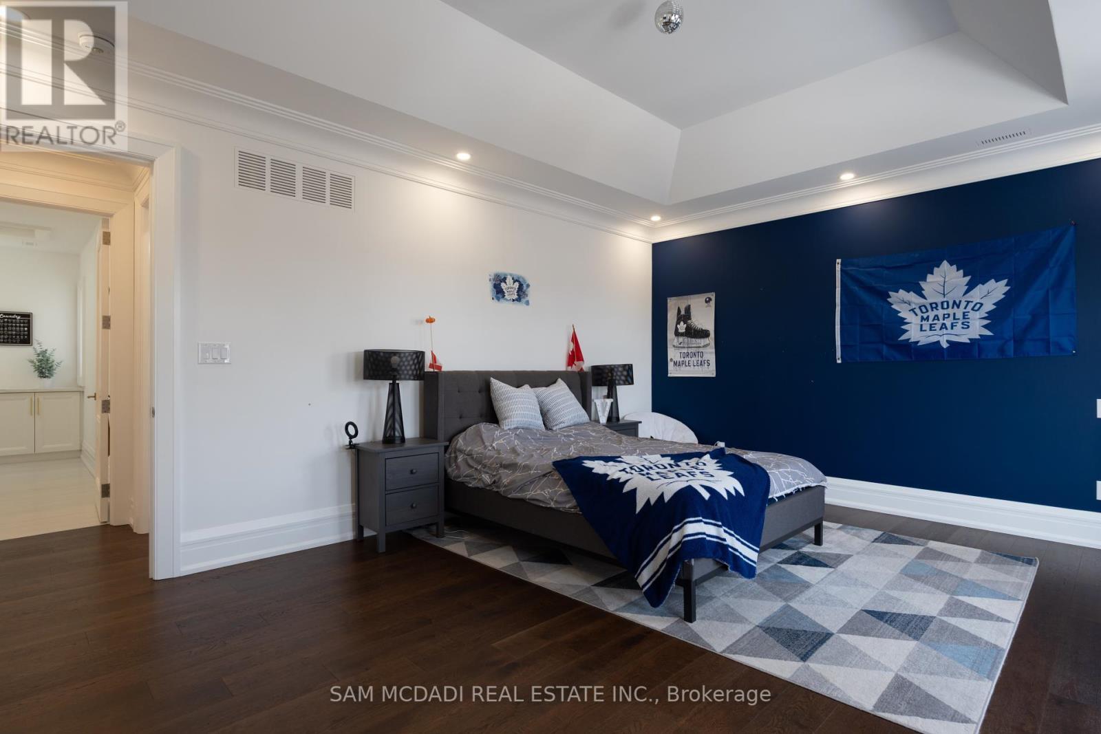 2554 Liruma Road, Mississauga, ON - Indoor Photo Showing Bedroom