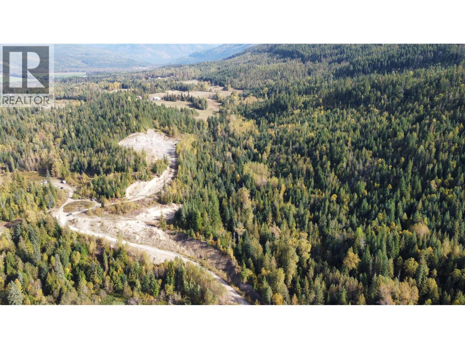 00 Oxbow Frontage Road, Malakwa, BC