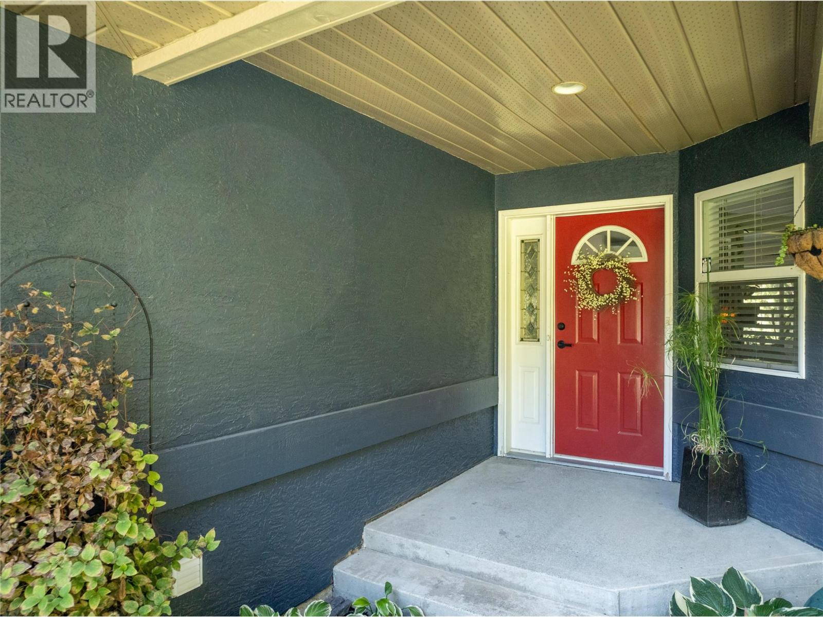 2289 Ta Lana Trail, Sorrento, BC - Outdoor