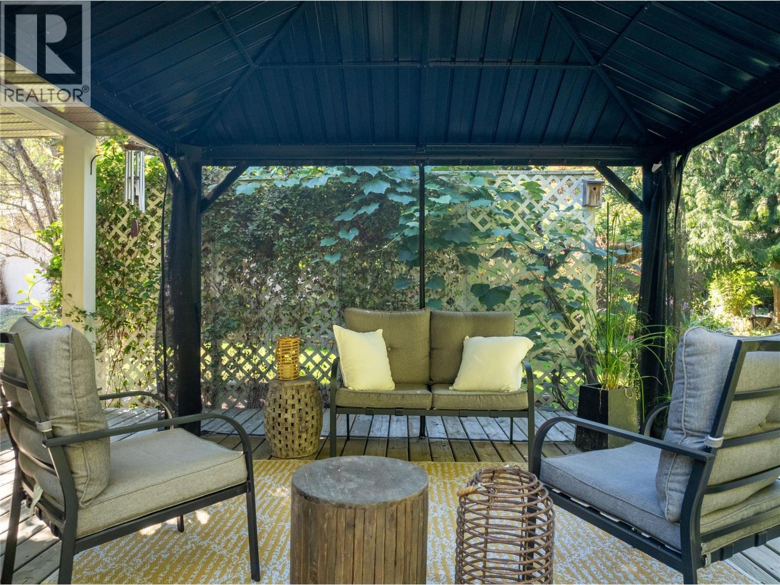 2289 Ta Lana Trail, Sorrento, BC - Outdoor With Deck Patio Veranda