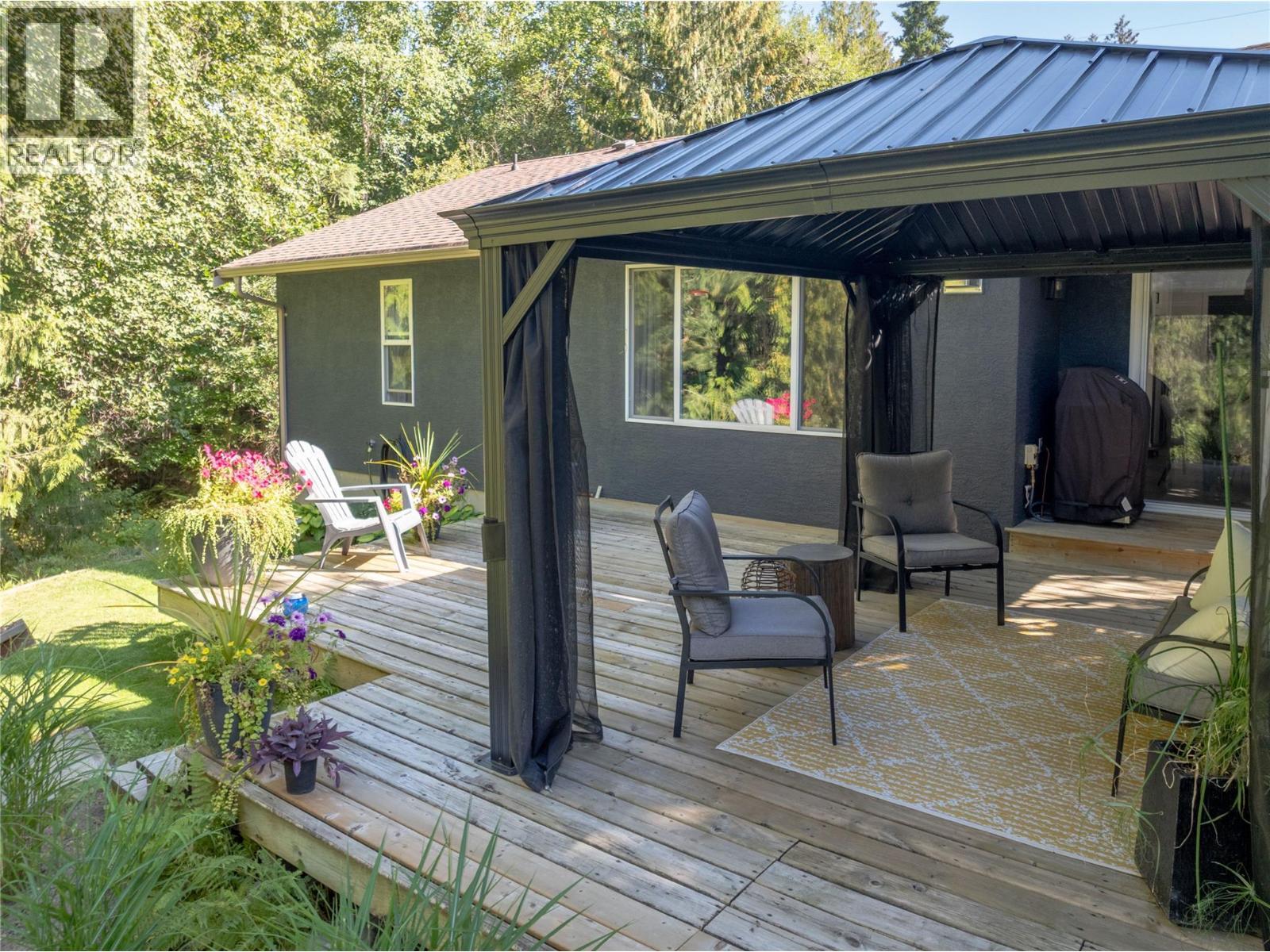 2289 Ta Lana Trail, Sorrento, BC - Outdoor With Deck Patio Veranda With Exterior