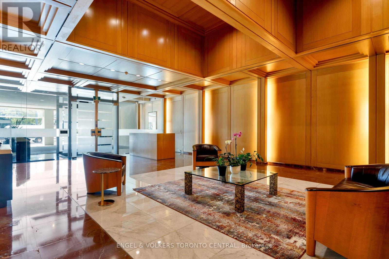 803E - 460 Queens Quay Way W, Toronto, ON - Indoor