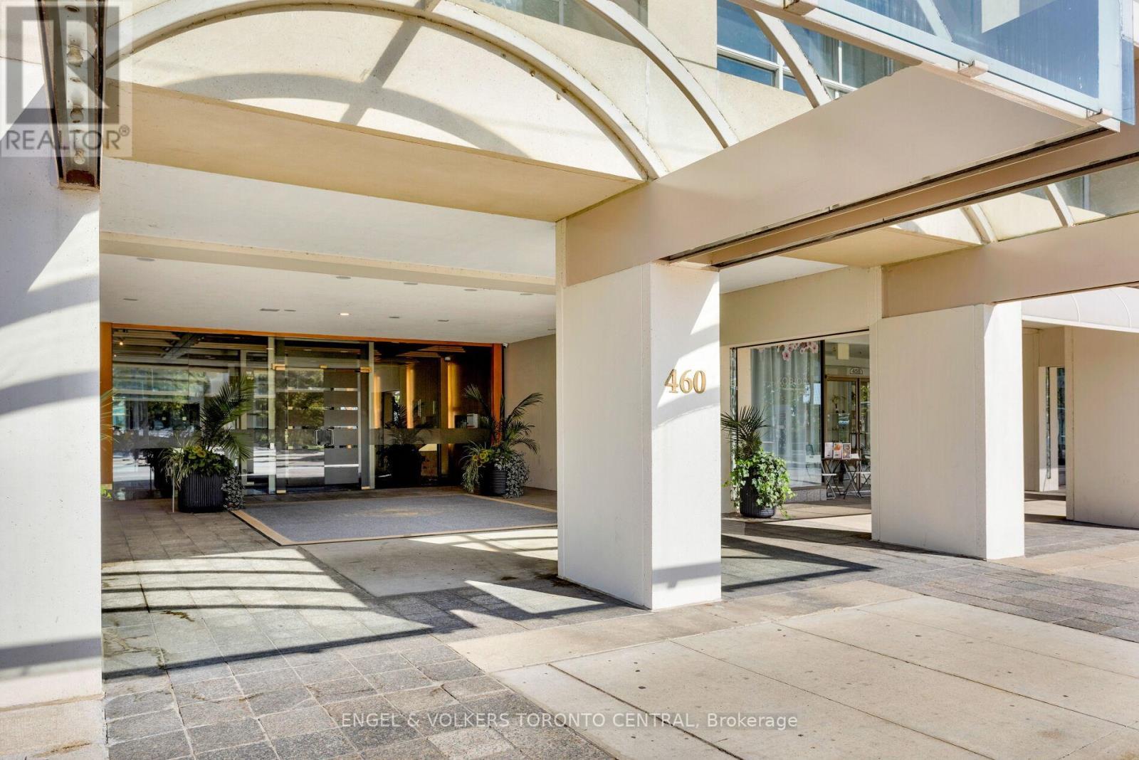 803E - 460 Queens Quay Way W, Toronto, ON - With Exterior