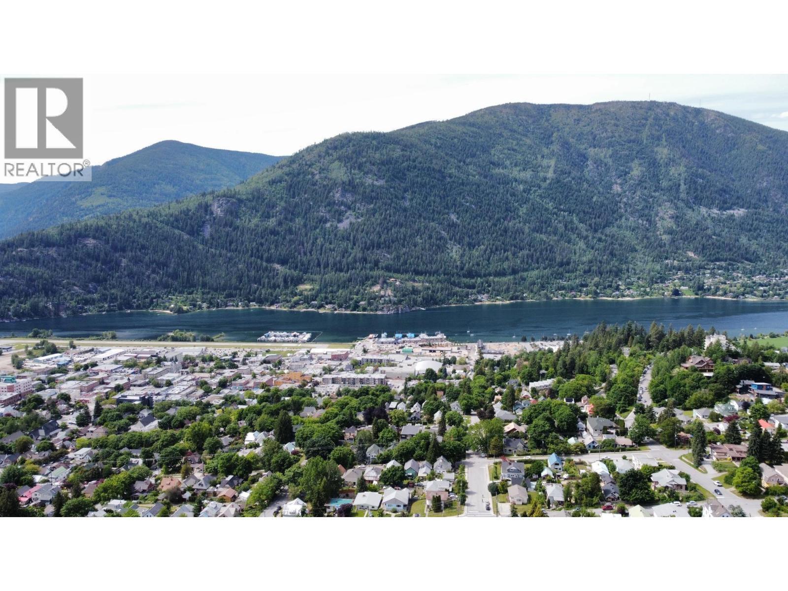 593B Baker Street, Nelson, BC