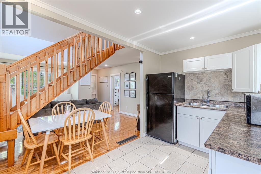 2297 Parent, Windsor, ON - Indoor Photo Showing Kitchen With Double Sink