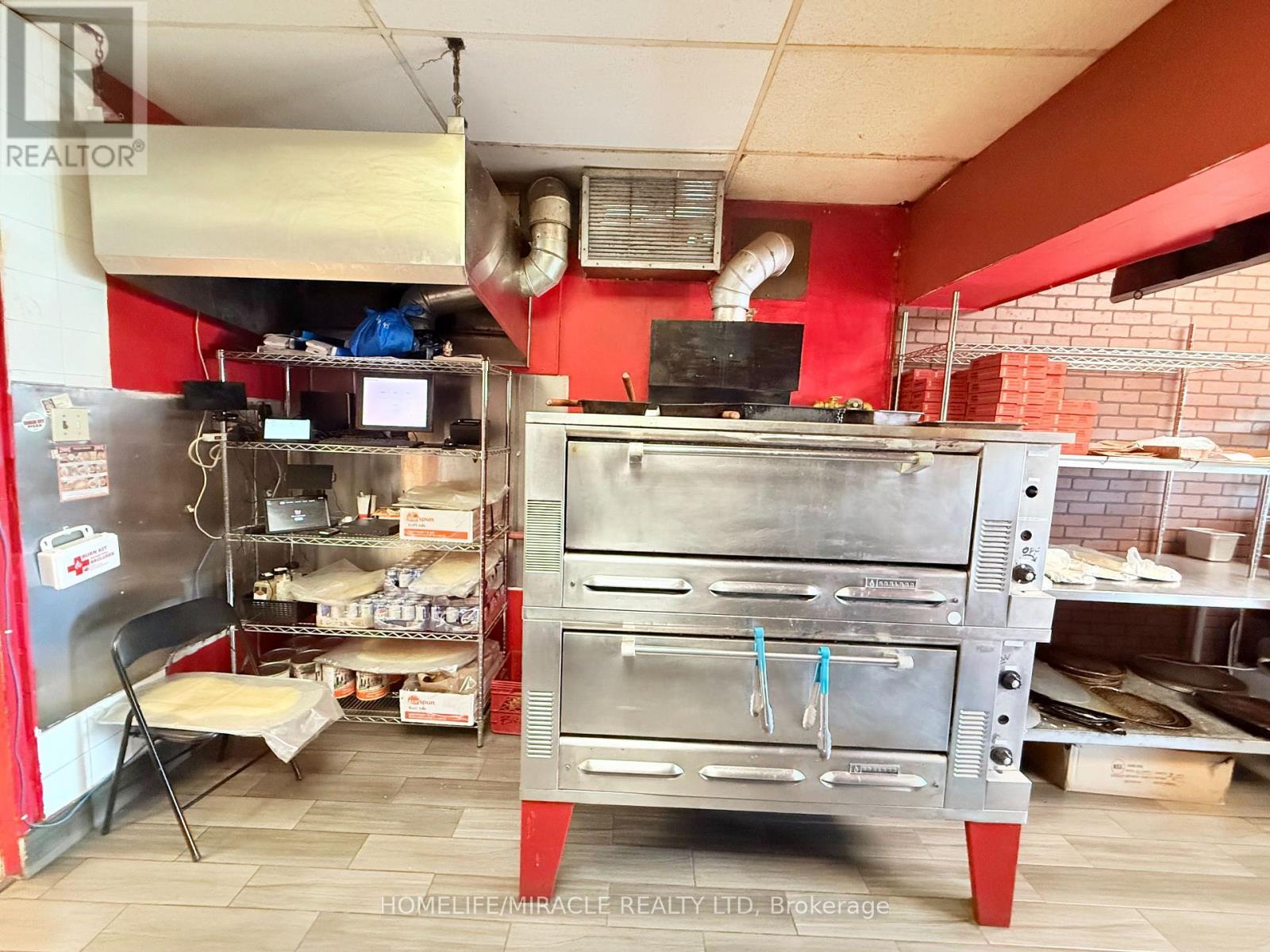 3 Harwood Avenue S, Ajax, ON