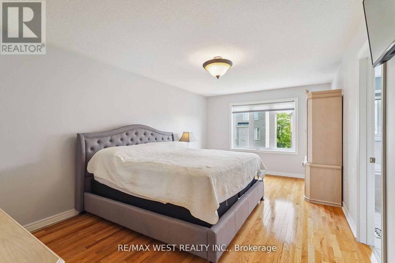 148 Chayna Crescent, Vaughan, ON - Indoor Photo Showing Bedroom