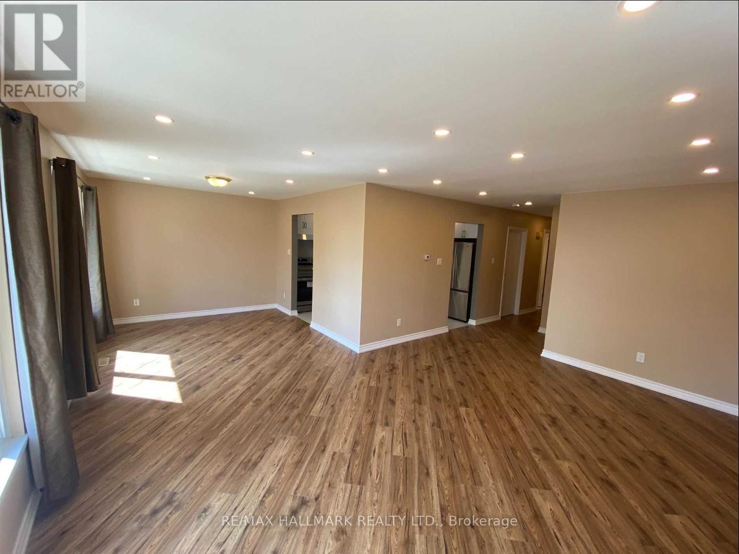 Main - 331 Roywood Crescent, Newmarket, ON - Indoor Photo Showing Other Room