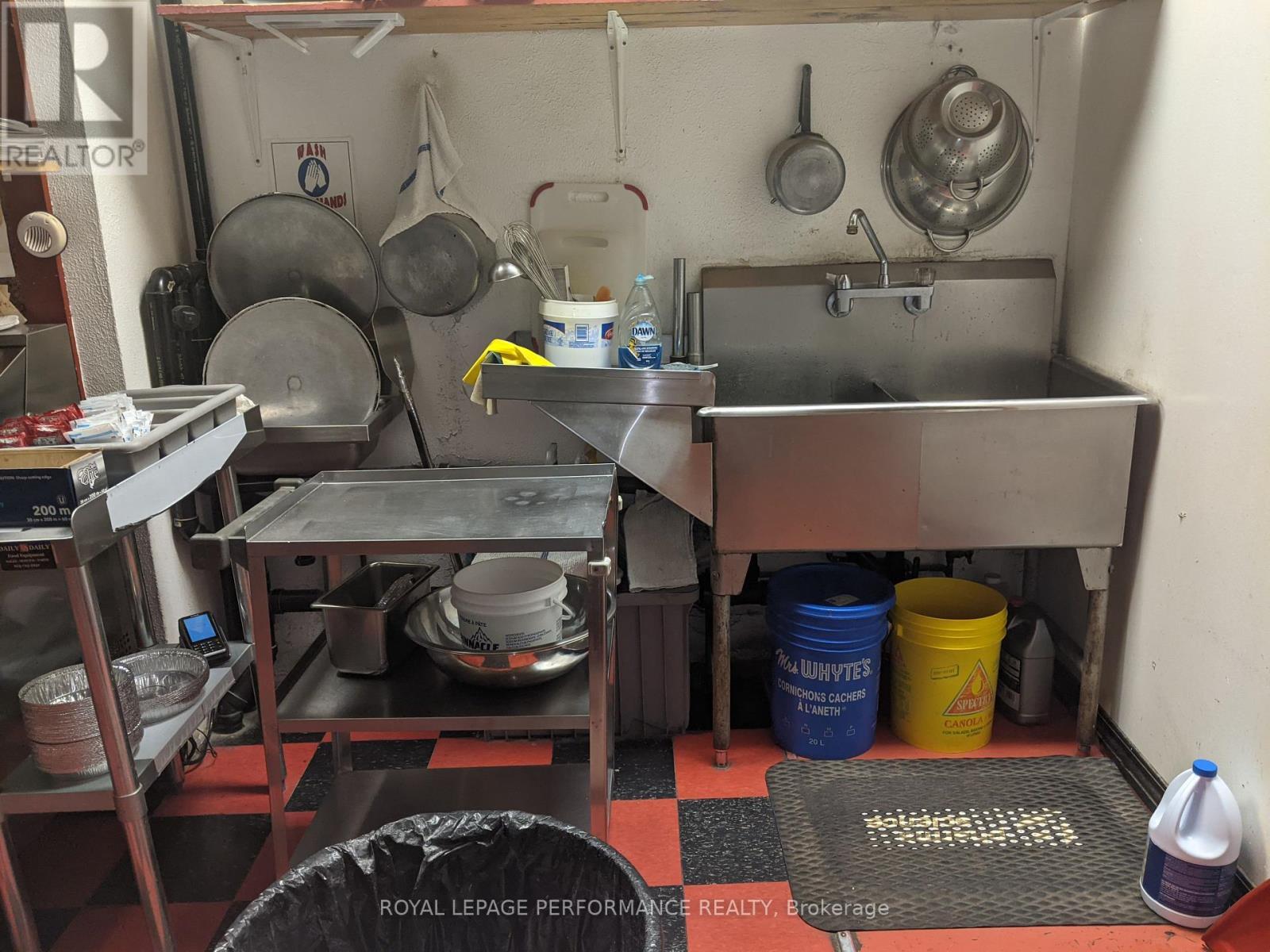 230 Raglan Street S, Renfrew, ON