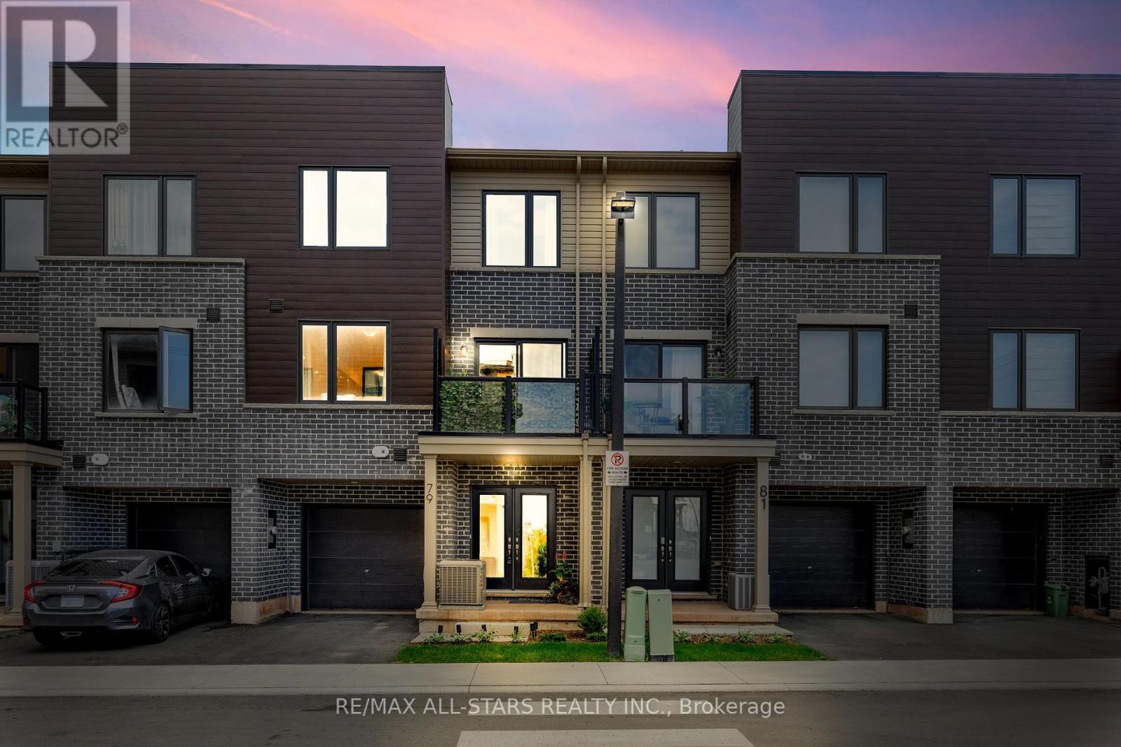 79 Dryden Lane, Hamilton, ON - Outdoor With Balcony With Facade